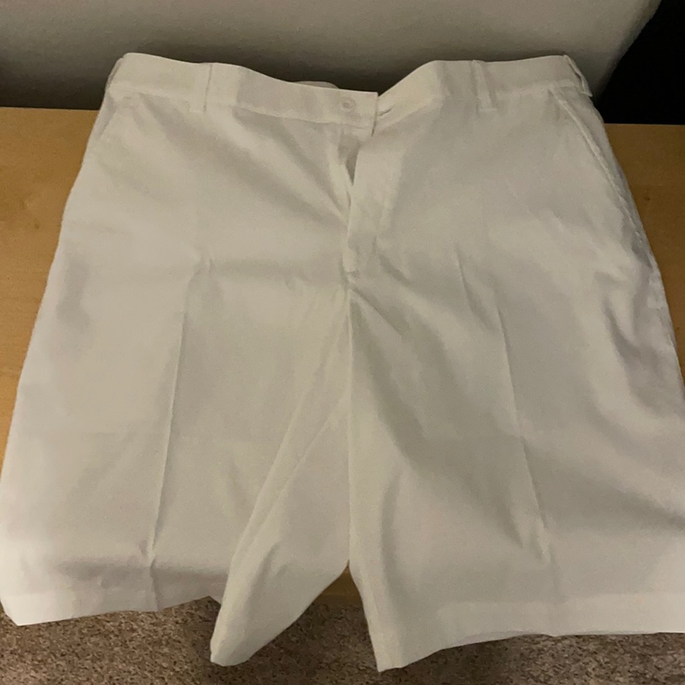 Nike golf shorts